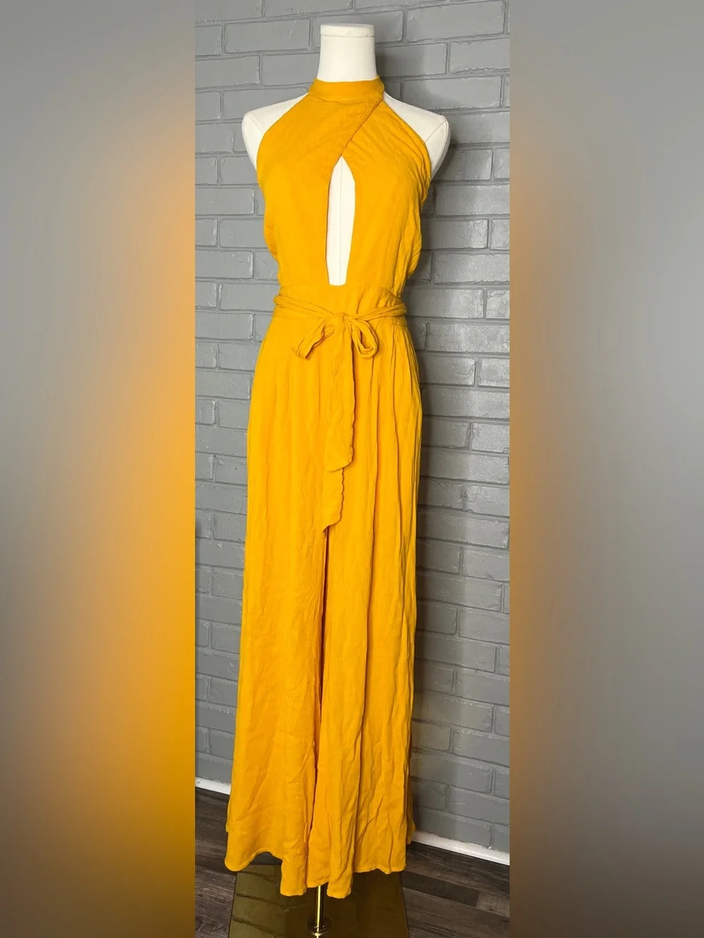 Free People Yellow Keyhole Halter Wide-Leg Jumpsuit with Tie Waist Size Large